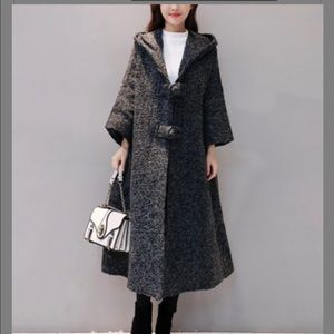 Hooded oversized wool tent coat